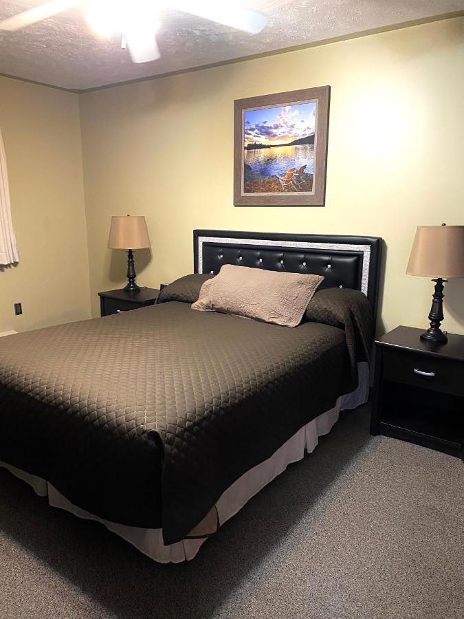 Manitoulin Inn Mindemoya Εξωτερικό φωτογραφία
