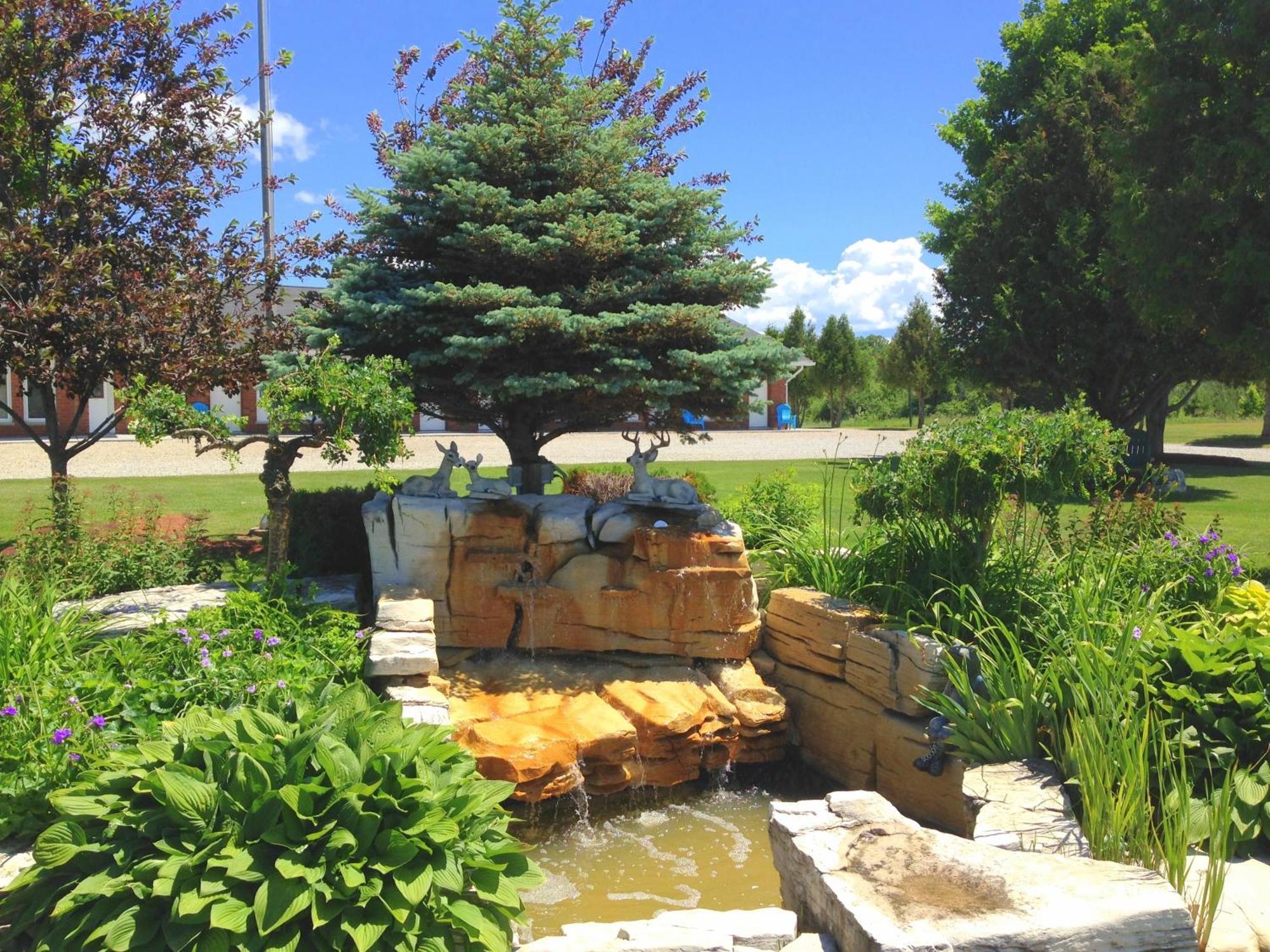 Manitoulin Inn Mindemoya Εξωτερικό φωτογραφία