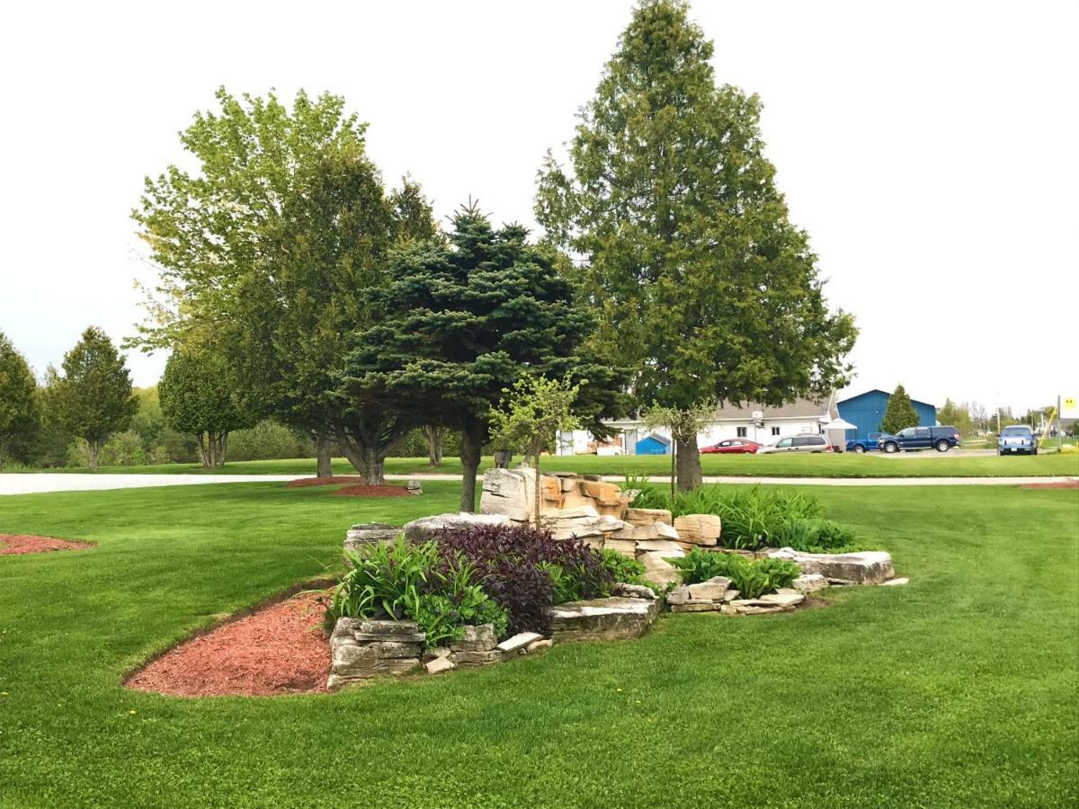 Manitoulin Inn Mindemoya Εξωτερικό φωτογραφία